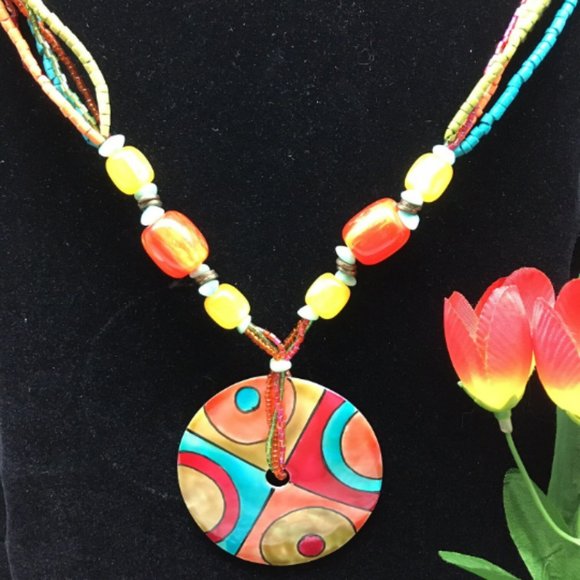 Mod GEOMETRIC DESIGN SHELL Necklace, Chunky, Colorful Lucite Beaded Multi Strand - Picture 6 of 9